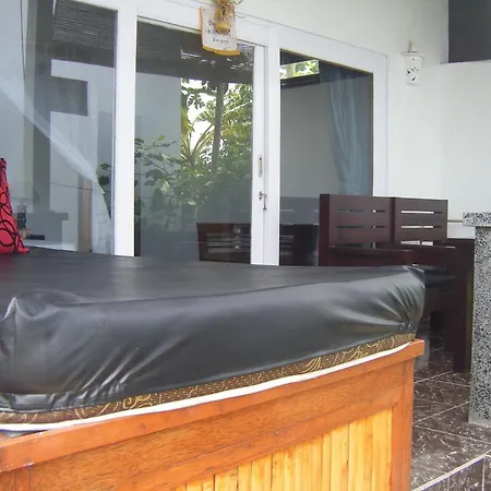 Alur Beach Homestay Amed Kamer foto