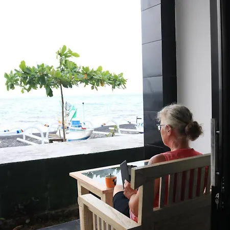 Alur Beach Homestay Amed Buitenkant foto